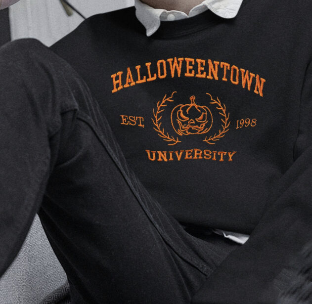 Bluza z haftem Halloween Town University - obrazek 4