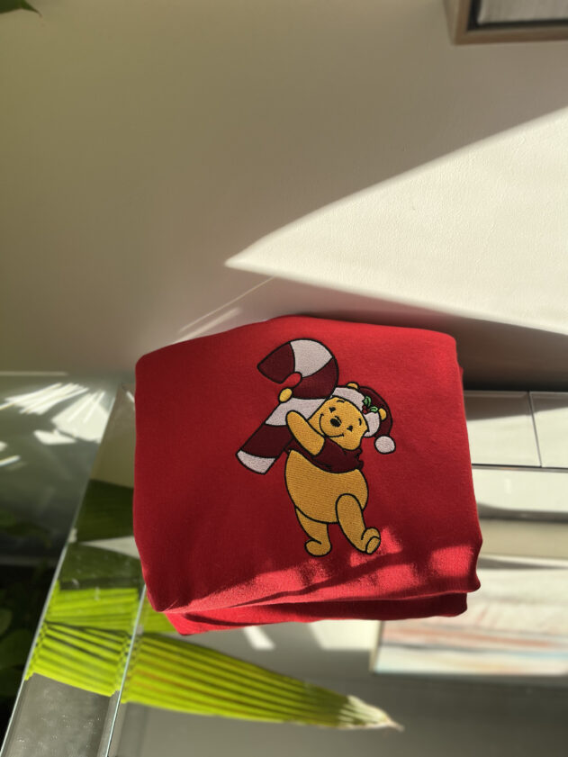Bluza z haftem z Kubusiem Puchatkiem - obrazek 2