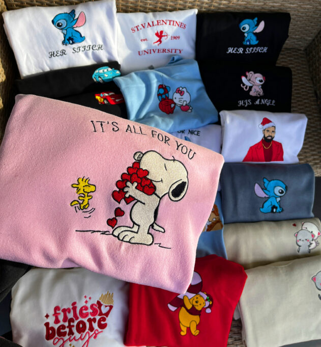 Bluzy dla par, bluzy z haftem, bluzy z personalizowanym haftem, personalizowane bluzy dla par, bluzy haftowane na zamówienie. haftowane Postacie z bajek