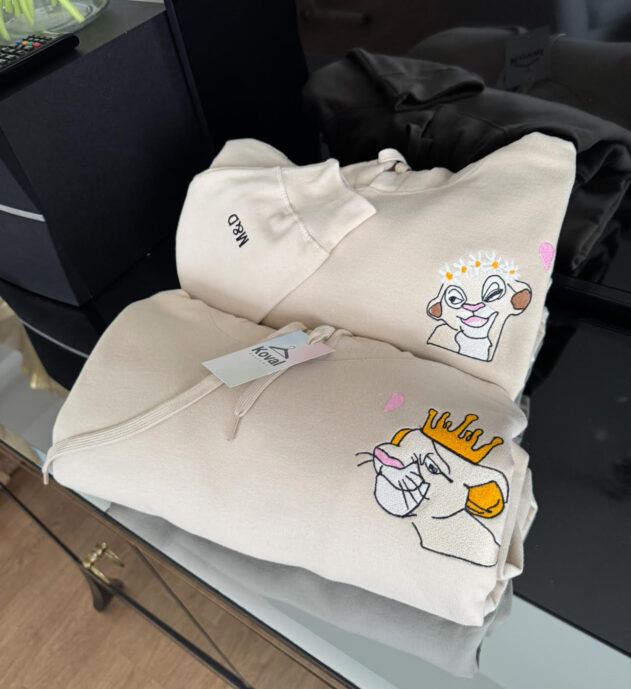 Haftowana bluza z lwami - obrazek 4